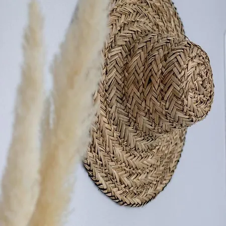 Aquamarina بيت ضيافة